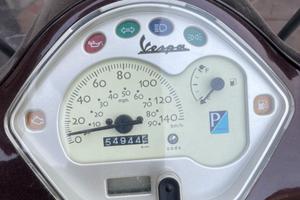 Vespa LX 150