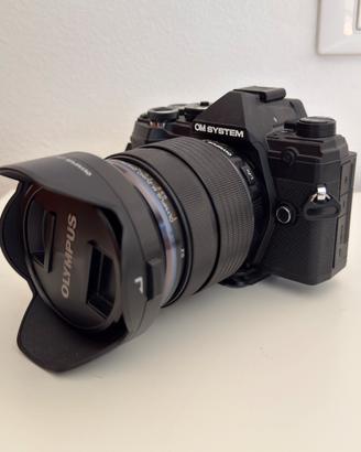 OLYMPUS OM-5