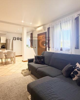 CAMPAGNA LUPIA - CASA A SCHIERA CON 3 CAMERE E GRA