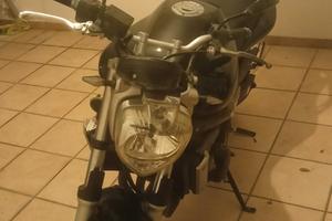 FZ6 Yamaha anno 2006