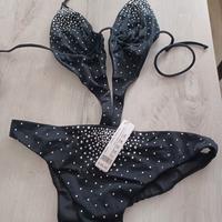 costume da bagno nero con borchiette taglia 4