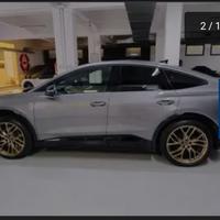 Audi  Q4  e-tron 