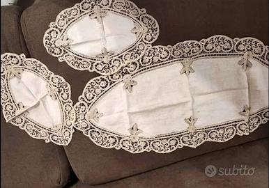  due tris di centrini Lino e Cantù 