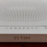 Smart modem wi-fi per ADSL e fibra TIM