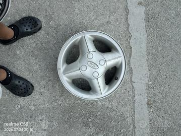 3 cerchi Ford