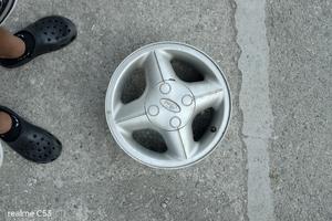 3 cerchi Ford