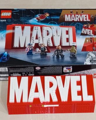 Set LEGO logo MARVEL (76313) già assemblato