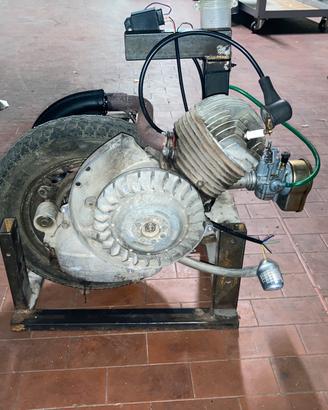 Motore completo originale vespa et3 125