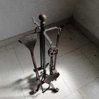  Antichi attrezzi pulizia del camino 