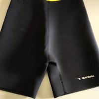 Pantaloncini DIADORA  in neoprene da 2,5 mm