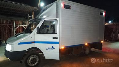 Van trasporto cavalli