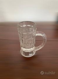 Boccale in vetro spesso con manico