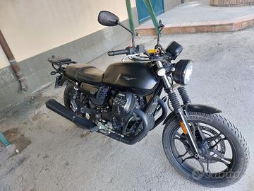 Motoguzzi V7 III STONE