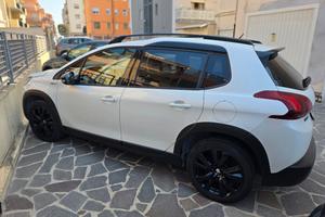 Peugeot 2008 110cv 1200cc gt line cambio automatic