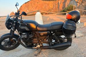 Moto Guzzi V7 Stone 2020