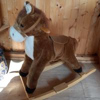 cavallino a dondolo
