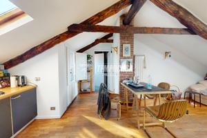 BILOCALE MANSARDATO CON BALCONE