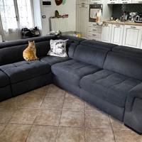Divano letto angolare con poggiatesta reclinabili