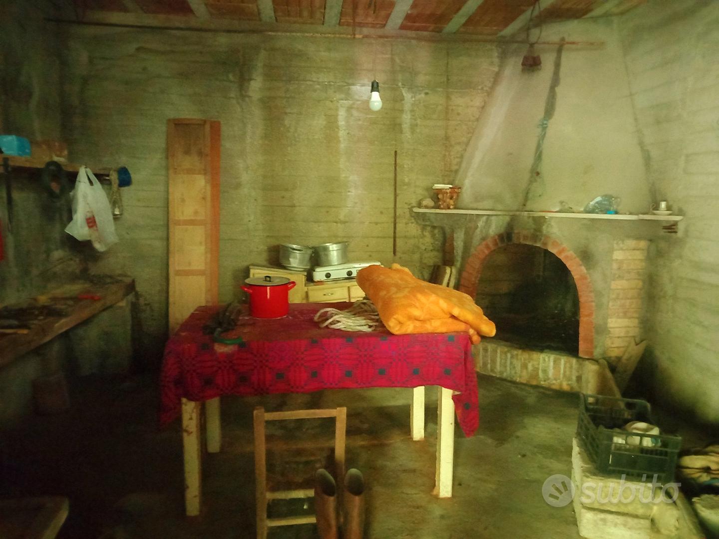 Rustici e Terreni - Vista 3