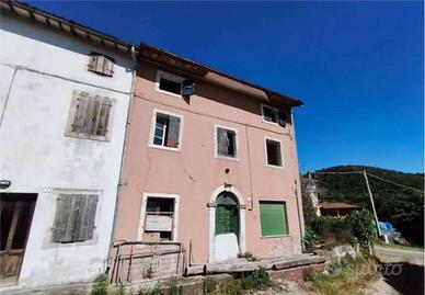 Porzione di casa a Montecchia di Crosara (VR)