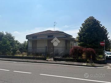 VILLA SINGOLA A PEDRENGO