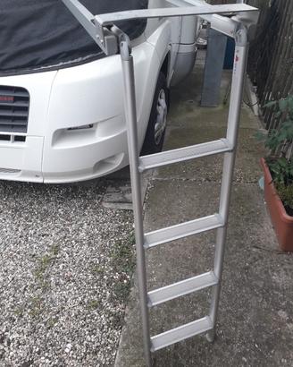 Scaletta Camper 
