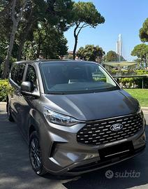 Ford Tourneo Custom Titanium