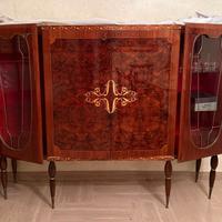 mobile antico in legno e marmo