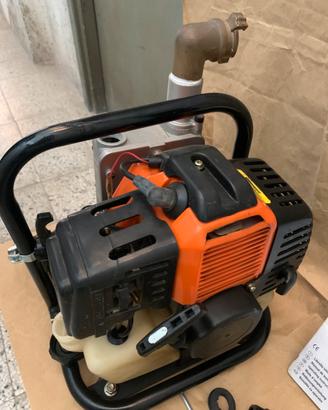 Motopompa autoadescante portatile