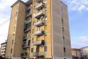 Immobile in asta di 103 m² con 3 locali e box auto