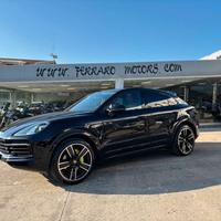 Porsche Cayenne Coupé 3.0 V6 E-Hybrid 2022/ KM 123