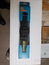 tracolla per machina fotografica