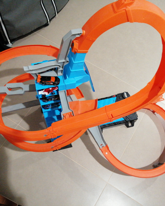 Pista macchine hot wheels