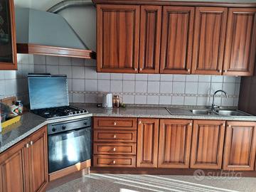 Cucina legno angolare