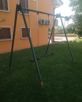 altalena da giardino