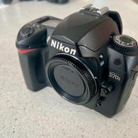 Nikon D70s reflex DSLR