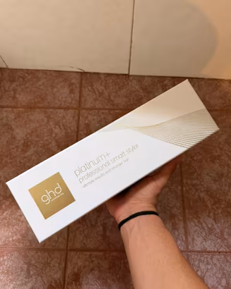 Piastra per capelli ghd nuova da esposizione