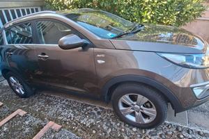 kia sportage awd 136 cv