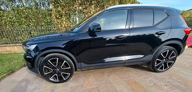 XC40 2.0 d3 Momentum awd geartronic my20