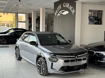 Lancia Ypsilon Hybrid e-DCT Edizione Cassina