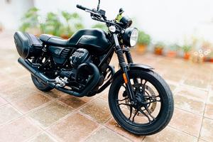 Perfetta Moto Guzzi V7 III 2019