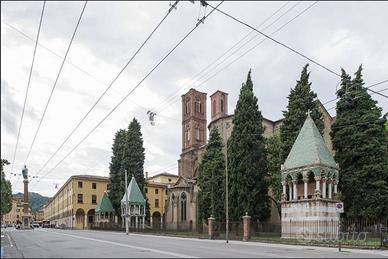 Appartamento di 130 m² con 4 locali a Bologna