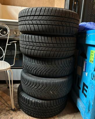 Ruote pneumatici gomme Mercedes classe A