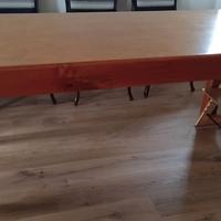 Tavolo in legno massello