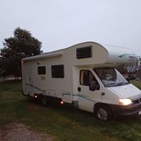 Camper mansardato Chausson 2006