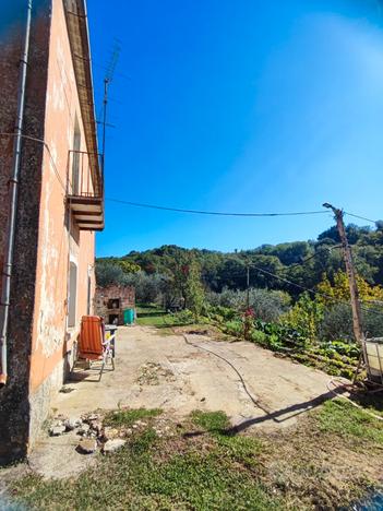 Casa Indipendente con Terreno Ariano Irpino Serra