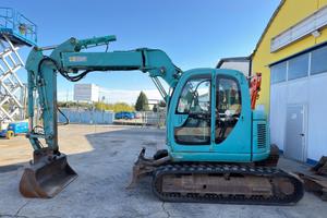 Mini escavatore KOBELCO SK70SR deportè