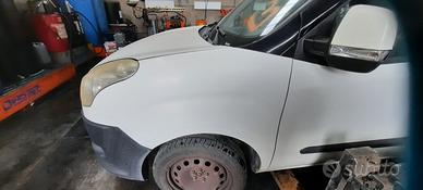 FIAT DOBLO 2015 - PARAFANGO SINISTRO