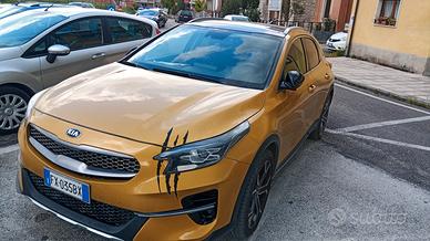 KIA Xceed 1.4 T-GDi EVOLUTION 140cv