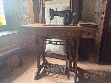 Macchina cucire Necchi